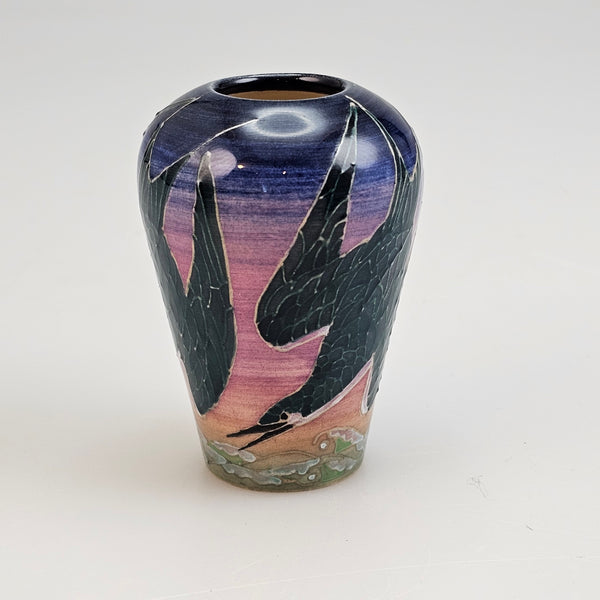 Dennis Chinaworks Sooty Tern Standard Ovoid 3.5" designed by Sally Tuffin