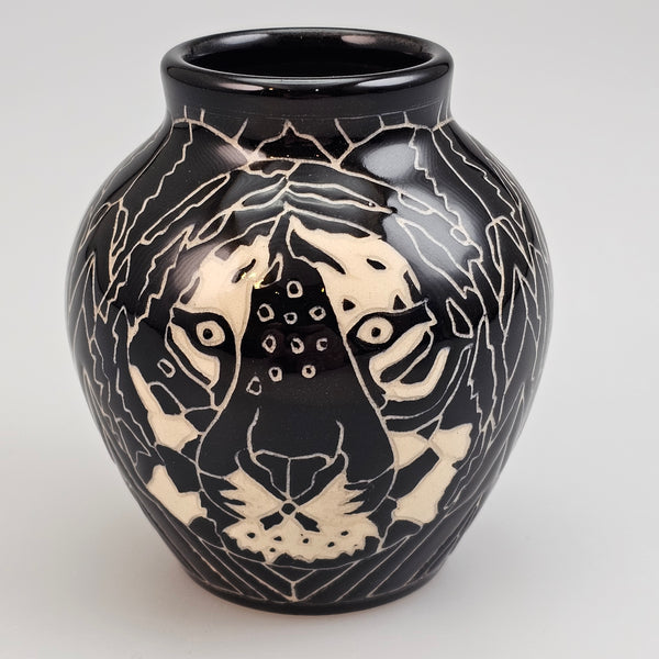 Dennis Chinaworks Tiger on Black Mr T 3.25"