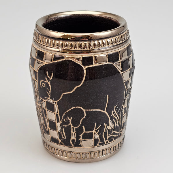 Dennis Chinaworks Elephant African Lustre Barrel 3"